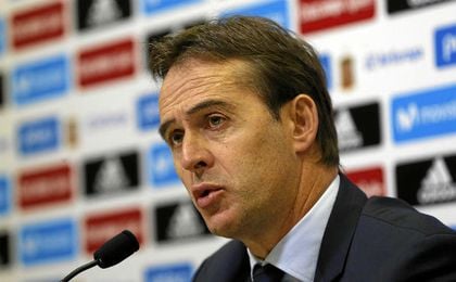 Lopetegui vuelve a dar explicaciones sobre el 'caso Marcos Alonso' Lopetegui vuelve a dar explicaciones sobre el 'caso Marcos Alonso'