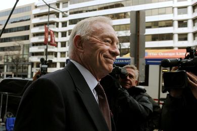 Jerry Jones es acusado por la NFL de "conducta perjudicial" para la liga Jerry Jones es acusado por la NFL de "conducta perjudicial" para la liga