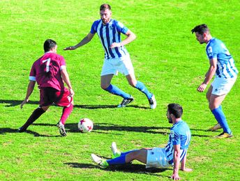 Écija 1-1 San Fernando: Ezequiel plasmó la fe del San Pablo Écija 1-1 San Fernando: Ezequiel plasmó la fe del San Pablo