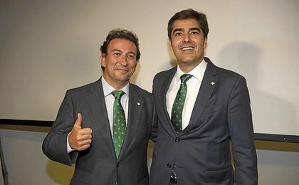 Catalán dice que el club trabaja en los distintos mercados. Catalán dice que el club trabaja en los distintos mercados.