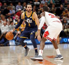 110-80. Favors logra 30 puntos y lidera el triunfo de los Jazz; Rubio, 10 puntos 110-80. Favors logra 30 puntos y lidera el triunfo de los Jazz; Rubio, 10 puntos