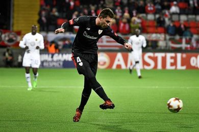 Laporte baja y De Marcos, lesionado, duda ante el Real Madrid Laporte baja y De Marcos, lesionado, duda ante el Real Madrid