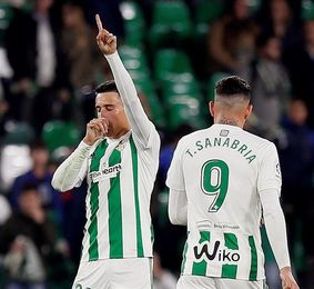 Cristian Tello, un ´quite´ que no alcanza para el ´perdón´ Cristian Tello, un ´quite´ que no alcanza para el ´perdón´