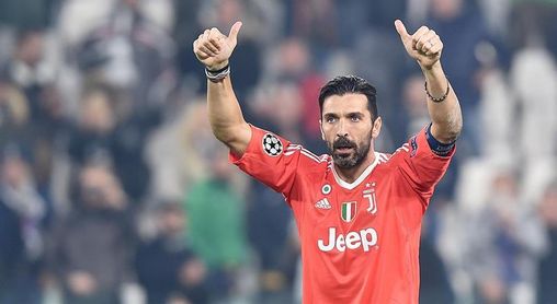 Cannavaro ve a Buffon como presidente de la Federación de Fútbol de Italia Cannavaro ve a Buffon como presidente de la Federación de Fútbol de Italia