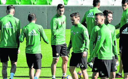Lista del Betis para la Copa con dos del filial Lista del Betis para la Copa con dos del filial