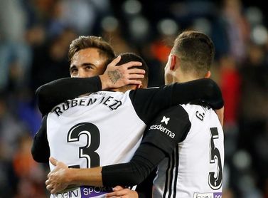 El Valencia acabó el partido de Copa con una alineación de 22,6 años de media El Valencia acabó el partido de Copa con una alineación de 22,6 años de media