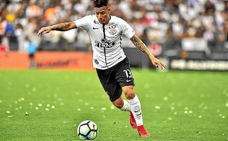 Guilherme Arana llegará a la capital hispalense el próximo día 10 para firmar hasta 2022. Guilherme Arana llegará a la capital hispalense el próximo día 10 para firmar hasta 2022.