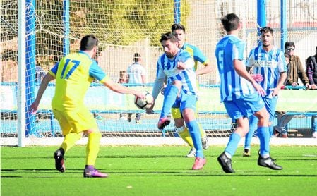 El UP Viso mereció más premio ante un Conil que llegaba al San Sebastián como líder. El UP Viso mereció más premio ante un Conil que llegaba al San Sebastián como líder.