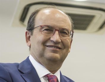 Castro: "El Cádiz es difícil y no está eliminado antes de jugar" Castro: "El Cádiz es difícil y no está eliminado antes de jugar"