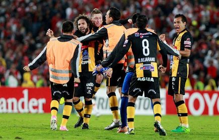El clásico boliviano se jugará excepcionalmente en estadio cerrado por obras El clásico boliviano se jugará excepcionalmente en estadio cerrado por obras
