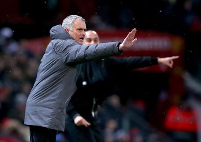Mourinho habla de "comportamiento" y "educación" tras la pelea con el City Mourinho habla de "comportamiento" y "educación" tras la pelea con el City