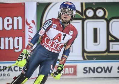 Shiffrin suma en el eslalon de Flachau su décima victoria, quinta consecutiva Shiffrin suma en el eslalon de Flachau su décima victoria, quinta consecutiva