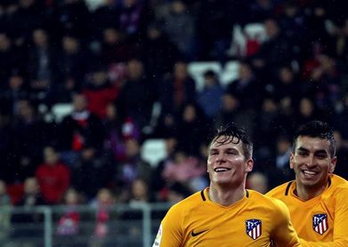 Gameiro: "Hemos jugado nuestro partido, seguimos segundos y estamos bien" Gameiro: "Hemos jugado nuestro partido, seguimos segundos y estamos bien"