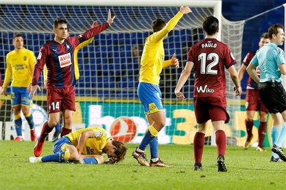 Samper, operado del tobillo, estará de baja cuatro meses Samper, operado del tobillo, estará de baja cuatro meses