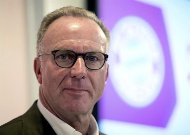 Rummenigge admite que la supremacía del Bayern quita emoción a la Bundesliga Rummenigge admite que la supremacía del Bayern quita emoción a la Bundesliga