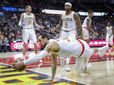 104-90. Schroder gana duelo a Rubio y Hawks vencen a Jazz 104-90. Schroder gana duelo a Rubio y Hawks vencen a Jazz