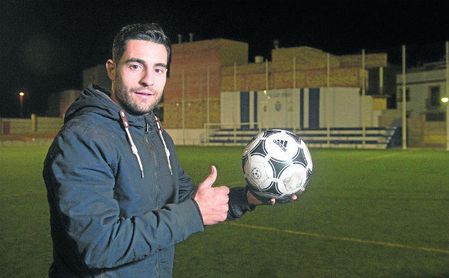 Alberto Quesada, con su séptimo tanto, estrenó la cuenta de goles a favor del UP Viso en casa Alberto Quesada, con su séptimo tanto, estrenó la cuenta de goles a favor del UP Viso en casa
