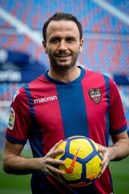 Pazzini: "Vengo como jugador, no como turista" Pazzini: "Vengo como jugador, no como turista"