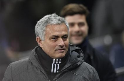 Mourinho critica el ambiente "tranquilo" de Old Trafford Mourinho critica el ambiente "tranquilo" de Old Trafford