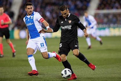 Mercado y Franco Vázquez entran en una lista de la que caen Arana y Nolito Mercado y Franco Vázquez entran en una lista de la que caen Arana y Nolito