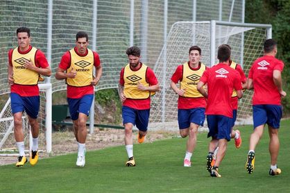 Stuani, ausente en el entrenamiento del Girona Stuani, ausente en el entrenamiento del Girona