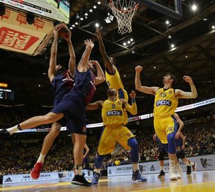 94-82. El Barça le puso corazón pero volvió a fallar 94-82. El Barça le puso corazón pero volvió a fallar