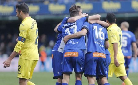 El Alavés hace un favor al Sevilla El Alavés hace un favor al Sevilla