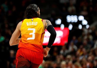 Calderón y Rubio disfrutan del triunfo como titulares; pierde Mirotic Calderón y Rubio disfrutan del triunfo como titulares; pierde Mirotic