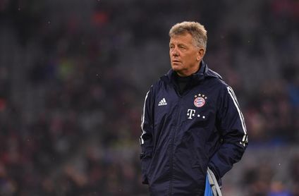 Heynckes "baja" en el Bayern ante el Schalke por gripe Heynckes "baja" en el Bayern ante el Schalke por gripe