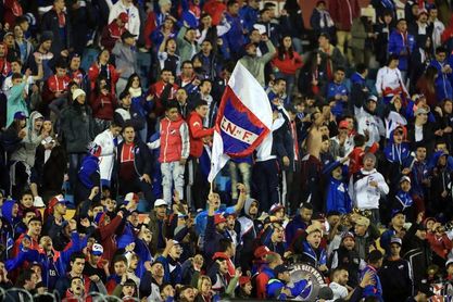 Nacional cree "excesivo" el castigo por ofensa de sus hinchas al Chapecoense Nacional cree "excesivo" el castigo por ofensa de sus hinchas al Chapecoense