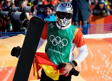 Vaultier, Hughes y Regino Hernández se reparten las medallas de boardercross Vaultier, Hughes y Regino Hernández se reparten las medallas de boardercross