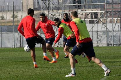 Banega, con el grupo, apunta al Manchester United Banega, con el grupo, apunta al Manchester United