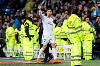 Cristiano no falla a su cita con el gol ante el Getafe y llega a 300 Cristiano no falla a su cita con el gol ante el Getafe y llega a 300