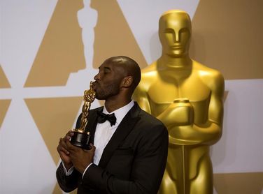 Kobe Bryant: "Esto es mejor que ganar un campeonato de la NBA" Kobe Bryant: "Esto es mejor que ganar un campeonato de la NBA"