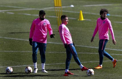 El Atlético ultima su preparación sin Savic El Atlético ultima su preparación sin Savic