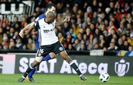 Kondogbia: "El Sevilla es un equipo muy peligroso, uno de los mejores" Kondogbia: "El Sevilla es un equipo muy peligroso, uno de los mejores"