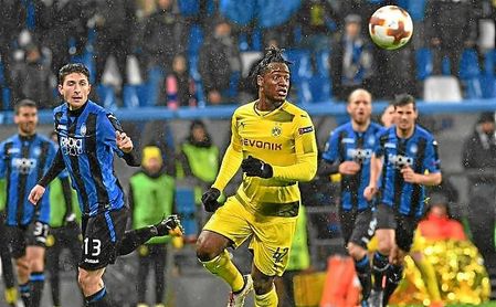 Batshuayi, en el partido de Europa League ante el Atalanta. Batshuayi, en el partido de Europa League ante el Atalanta.