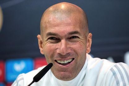 Zidane vuelve a defender a Benzema y niega problema alguno con Bale Zidane vuelve a defender a Benzema y niega problema alguno con Bale