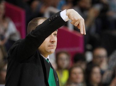 El Joventut intenta la gesta ante el Baskonia en el estreno como local de Durán El Joventut intenta la gesta ante el Baskonia en el estreno como local de Durán