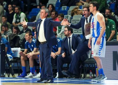 114-88. Un Unicaja de récord pulveriza al Delteco 114-88. Un Unicaja de récord pulveriza al Delteco