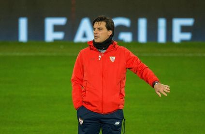Montella desplaza a Mercado al lateral y apuesta por Kjaer Montella desplaza a Mercado al lateral y apuesta por Kjaer