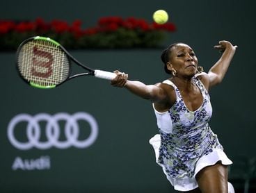Venus Williams se impone a su hermana Serena y accede a octavos de final Venus Williams se impone a su hermana Serena y accede a octavos de final