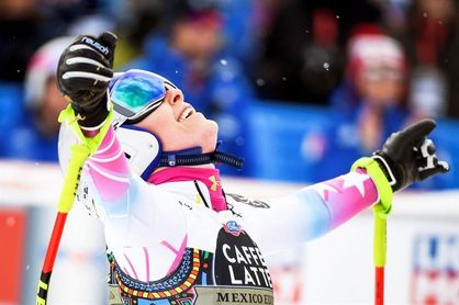 Vonn gana el último descenso y Goggia el globo de la especialidad Vonn gana el último descenso y Goggia el globo de la especialidad