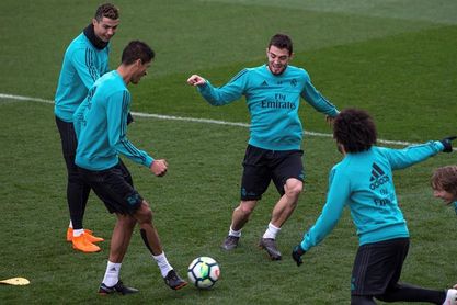 Ramos, Modric y Vallejo se ejercitan en el gimnasio Ramos, Modric y Vallejo se ejercitan en el gimnasio