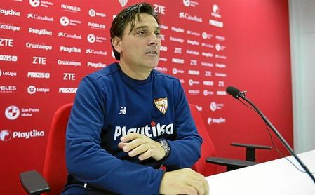 Vincenzo Montella, en rueda de prensa. Vincenzo Montella, en rueda de prensa.