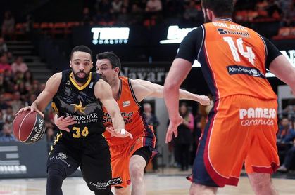74-61. Valencia y Dubljevic aprovechan la lección de la Copa ante un Tenerife errático 74-61. Valencia y Dubljevic aprovechan la lección de la Copa ante un Tenerife errático