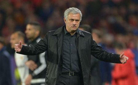Éxodo masivo en el United si sigue Mourinho Éxodo masivo en el United si sigue Mourinho