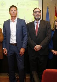 La plantilla de la UD Las Palmas recibe una charla de Integridad de LaLiga La plantilla de la UD Las Palmas recibe una charla de Integridad de LaLiga