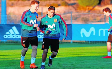 Francis cayó lesionado durante la última sesión de entrenamientos de la selección sub 21. Francis cayó lesionado durante la última sesión de entrenamientos de la selección sub 21.