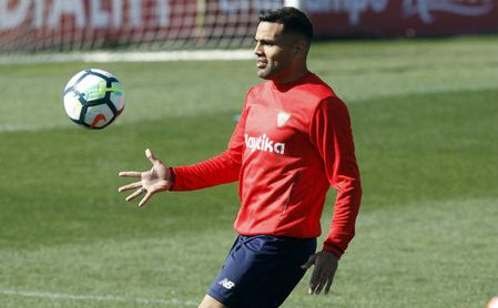 Mercado: "Somos el Sevilla y lucharemos con todo para ganar la Copa" Mercado: "Somos el Sevilla y lucharemos con todo para ganar la Copa"